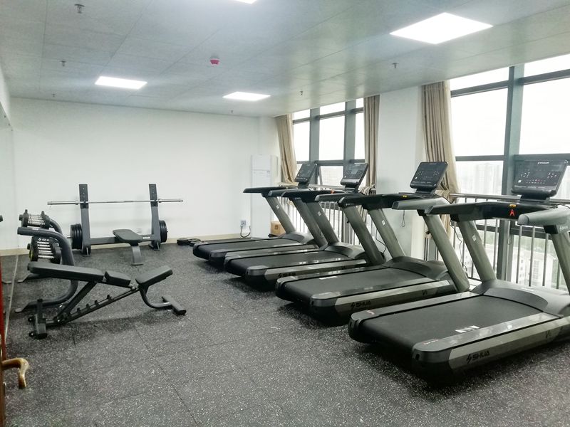 企事业单位健身房器材,单位职工健身房器材-广西快盈VIII体育健身器材有限公司