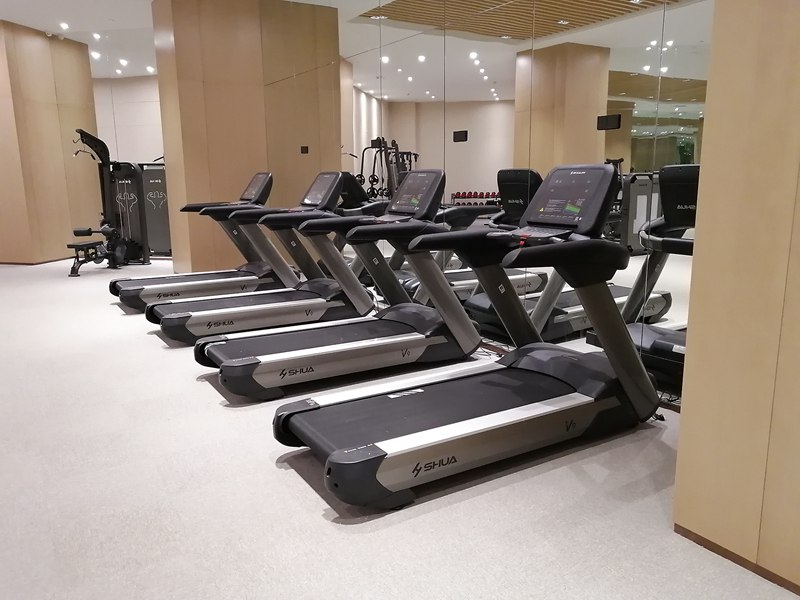 酒店健身房器材,室内健身器材,高端商用健身器材-广西快盈VIII体育健身器材有限公司